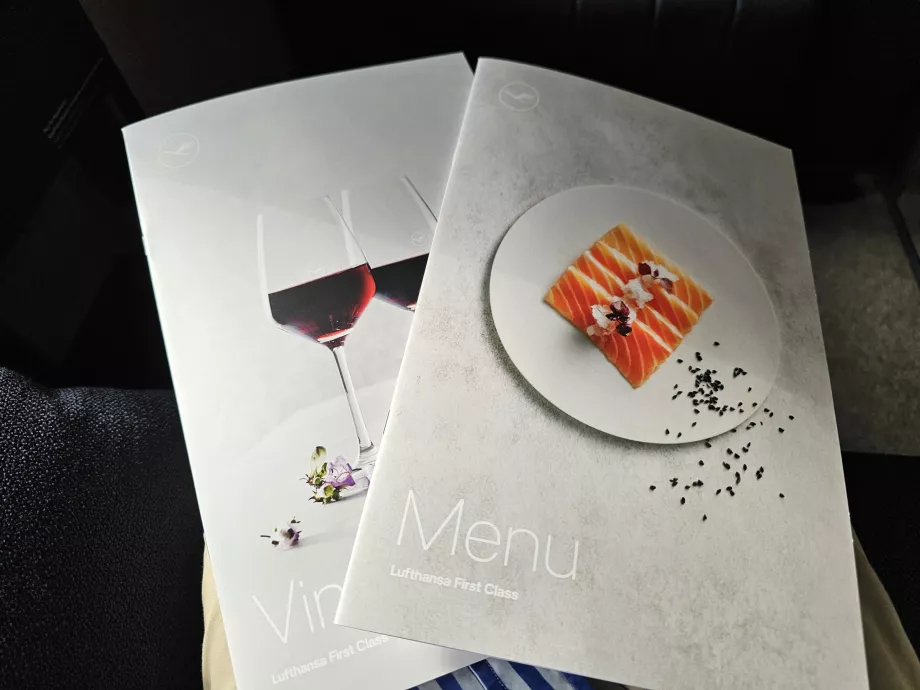 Menu imprimé et carte des vins