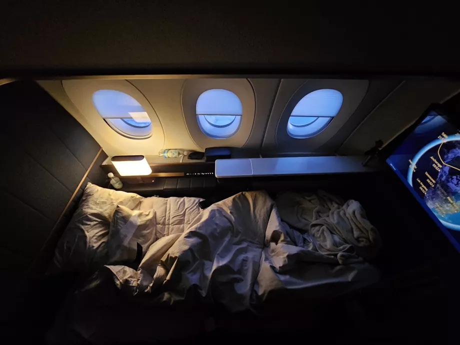 Canapé rabattable sur le lit