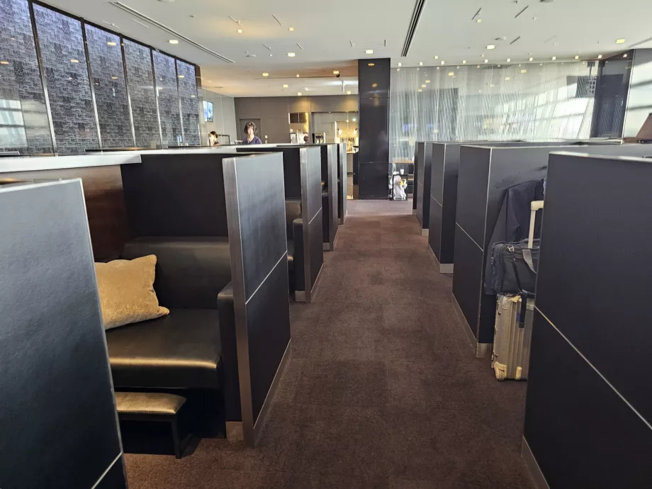 Sièges imitant ceux de la première classe de l'ANA