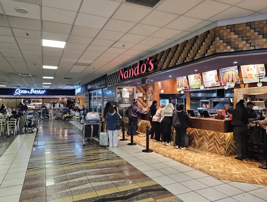 Food Court dans l'espace public