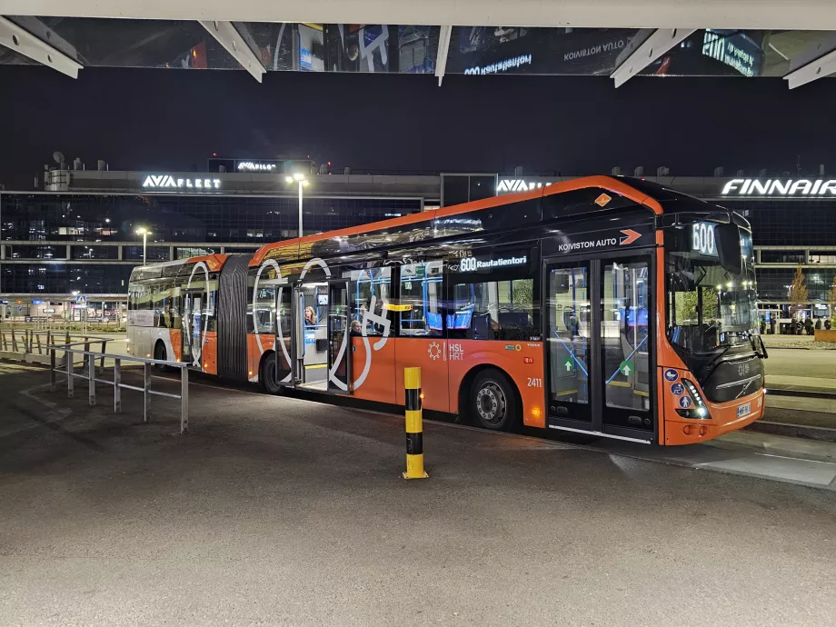 Arrêt de bus 600