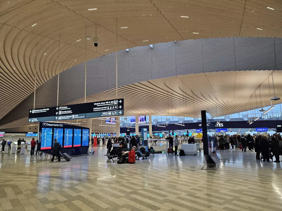 Hall des départs, aéroport d'Helsinki