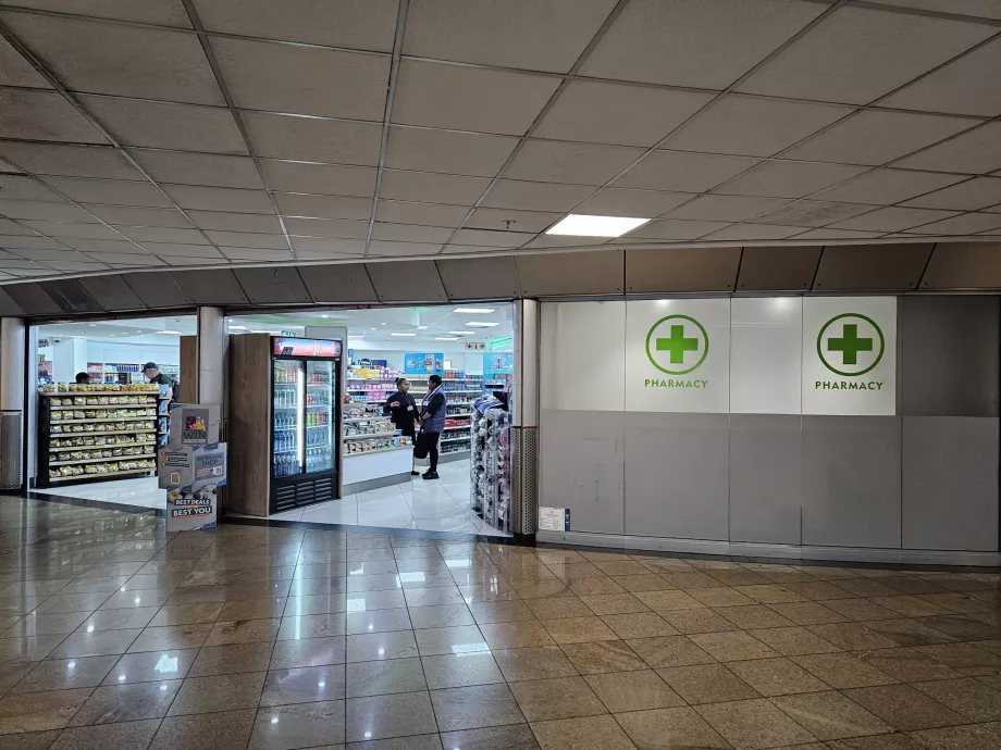 Pharmacie dans la zone de transit