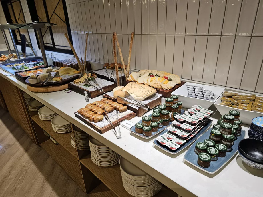 Pâtisserie et cuisine froide