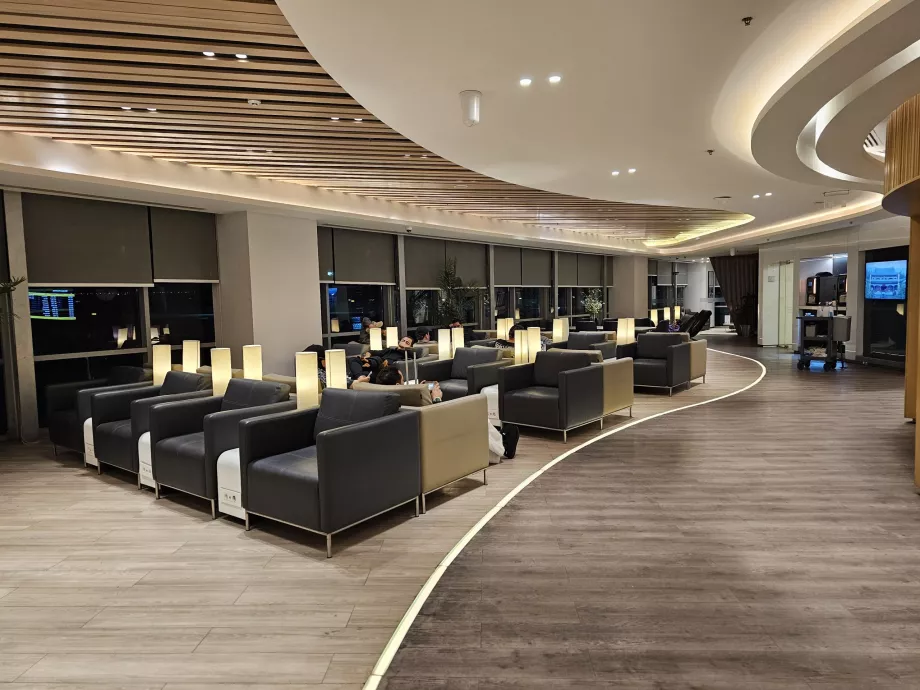 Salon Ahlein, ambiance générale