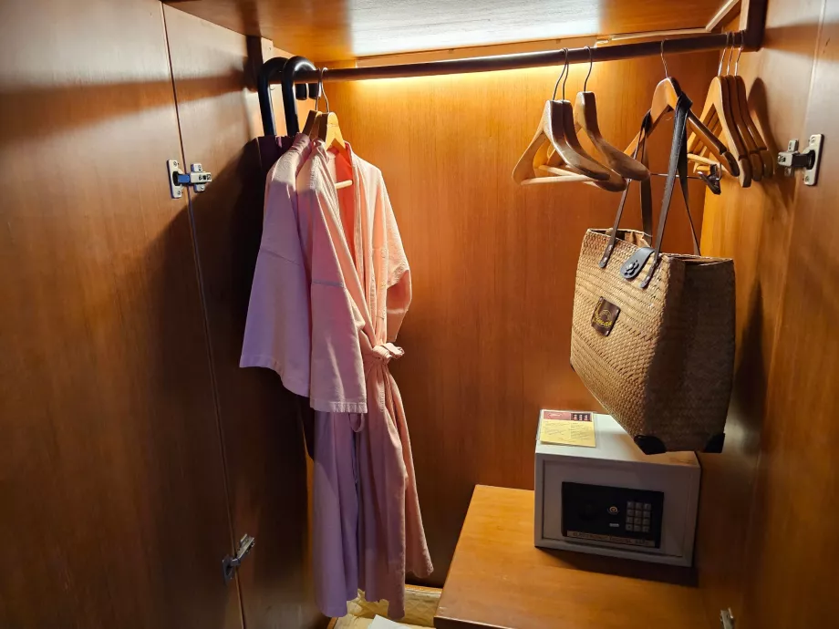 Peignoirs et coffre-fort