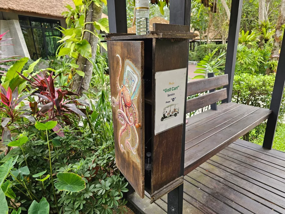 Téléphone pour appeler le chariot de golf