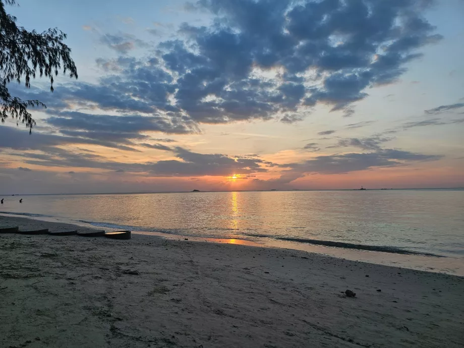 Coucher de soleil à Zen Beach