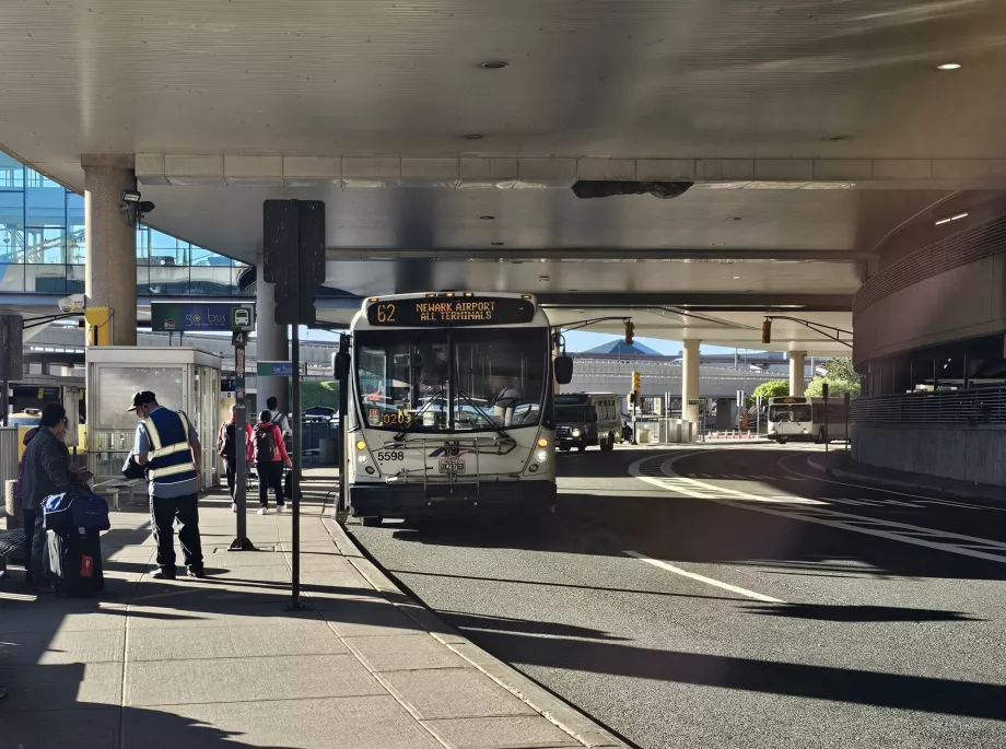 Bus 62 direction Newark