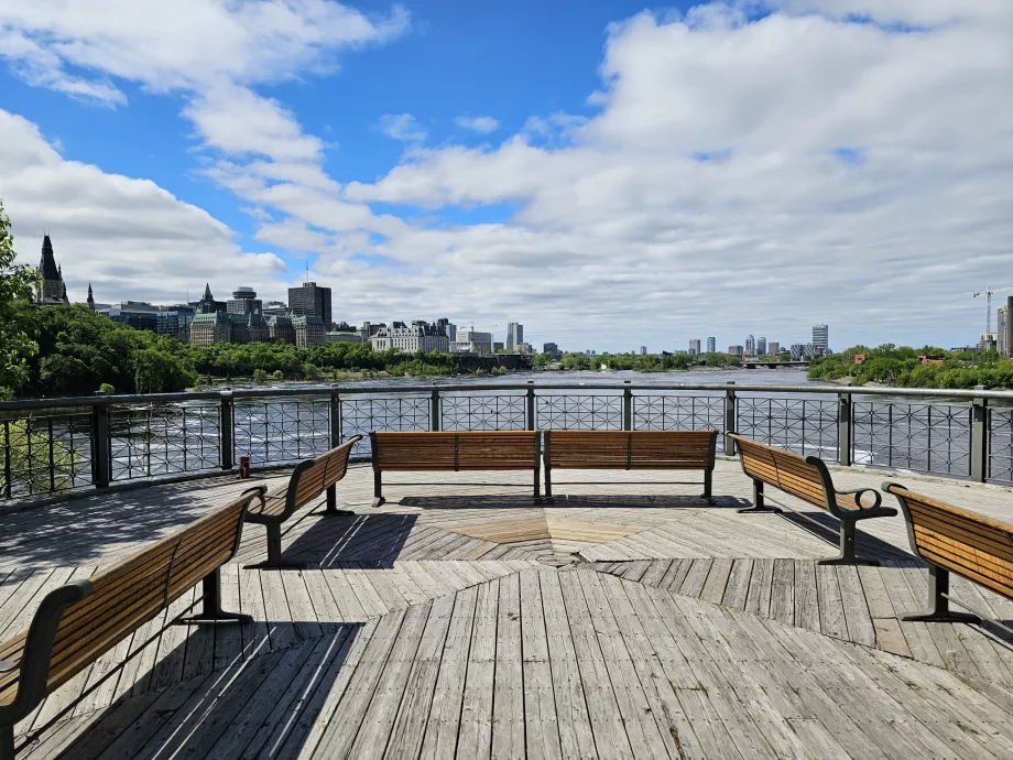 Belvédère du pont Alexandra