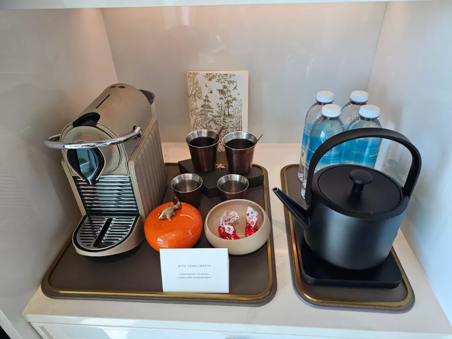 Cafetière et bouilloire