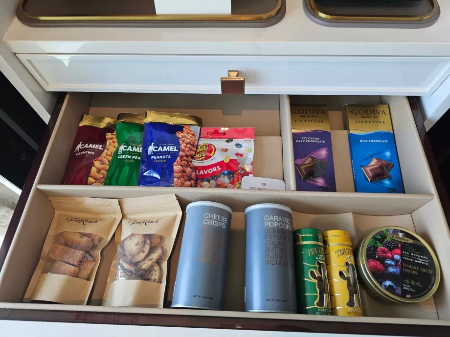 Biscuits, chocolats et noix