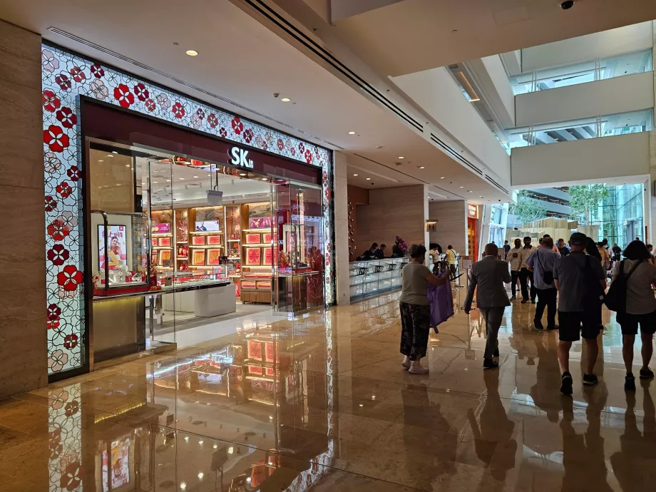 Boutiques dans le hall de l'hôtel