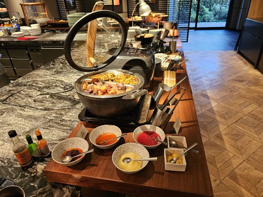 Petit-déjeuner - repas chauds