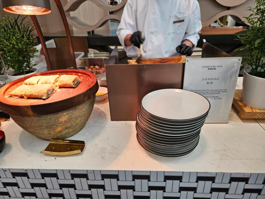 Petit-déjeuner au restaurant Rise