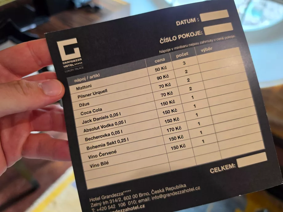 Liste des prix du minibar (identique pour tous les types de chambres)
