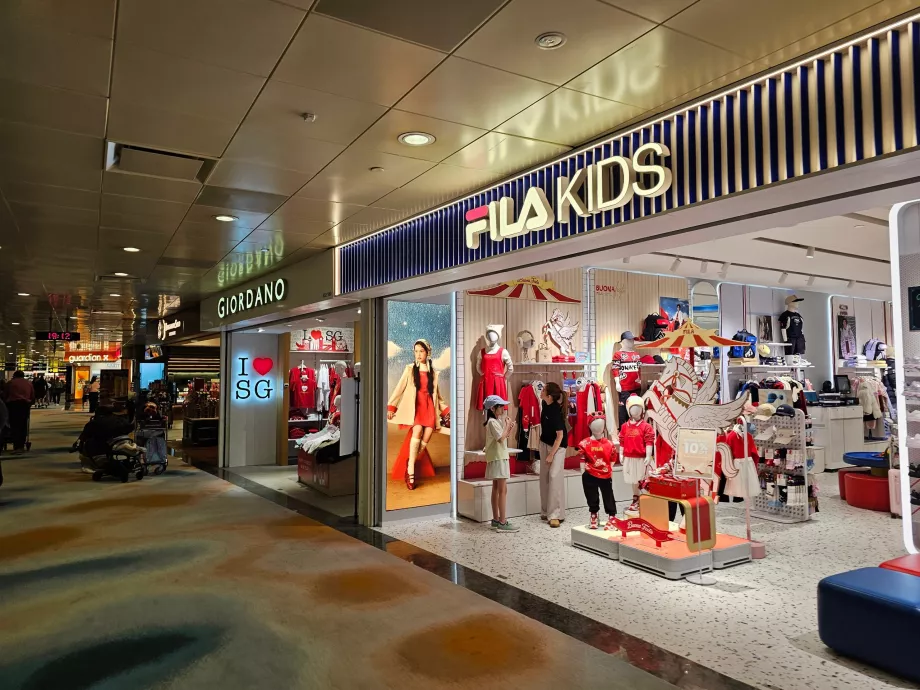 Magasins, Terminal 2, Zone de transit