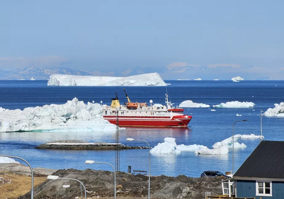 Arrivée du ferry à Ilulissat