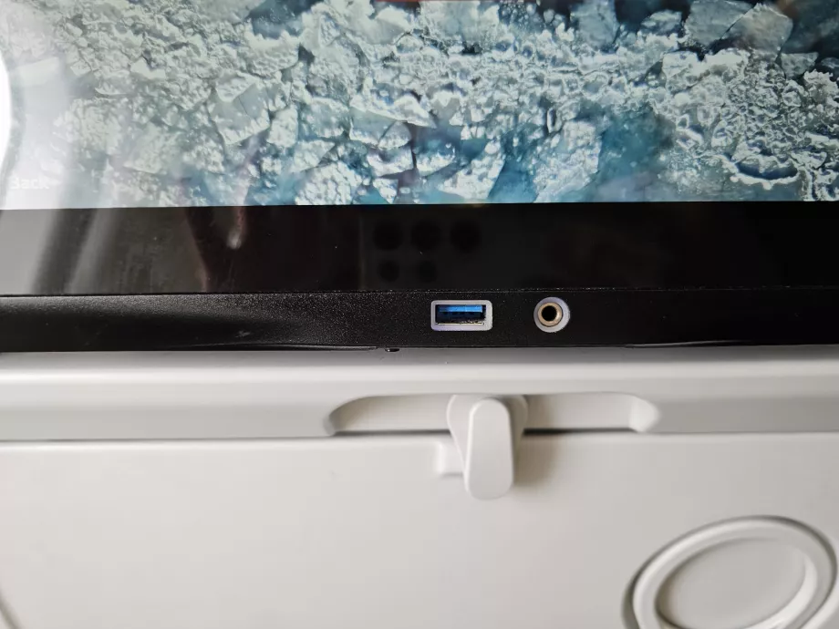 Chargement via le port USB
