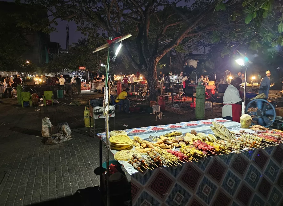 Marché nocturne de Forodhani
