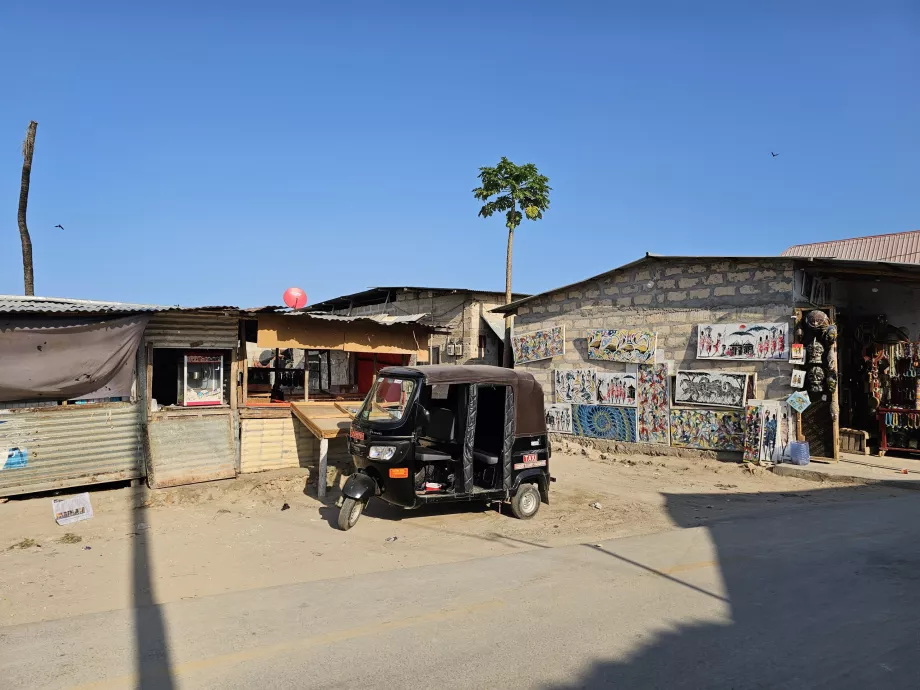 Tuk tuk à Nungwi