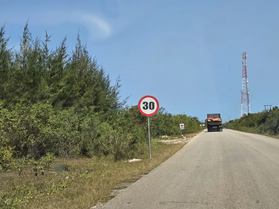 Panneau de limitation de vitesse