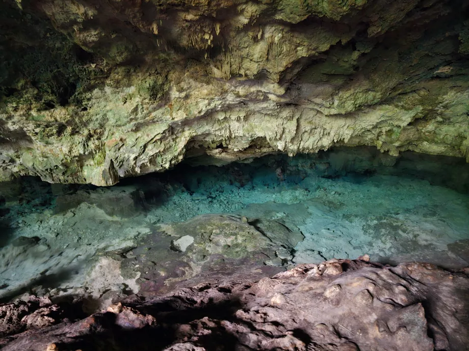 Grotte de Kuza