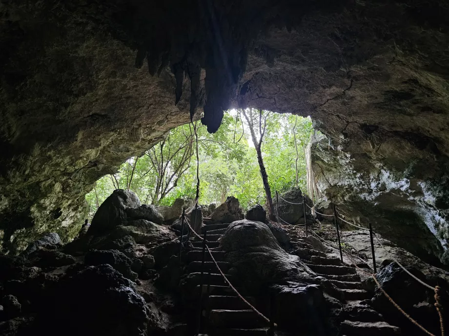 Grotte de Kuza
