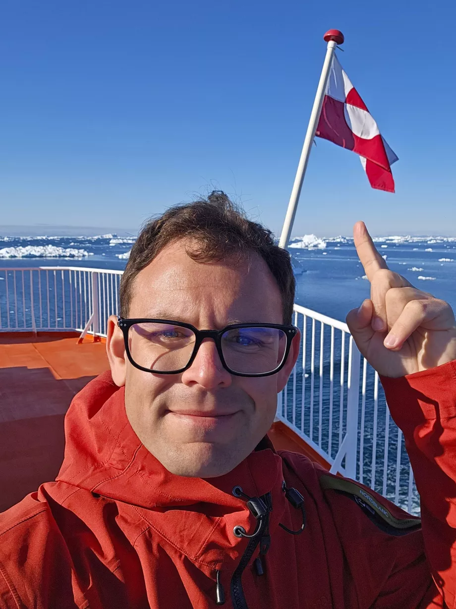 Selfie avec le drapeau du Groenland