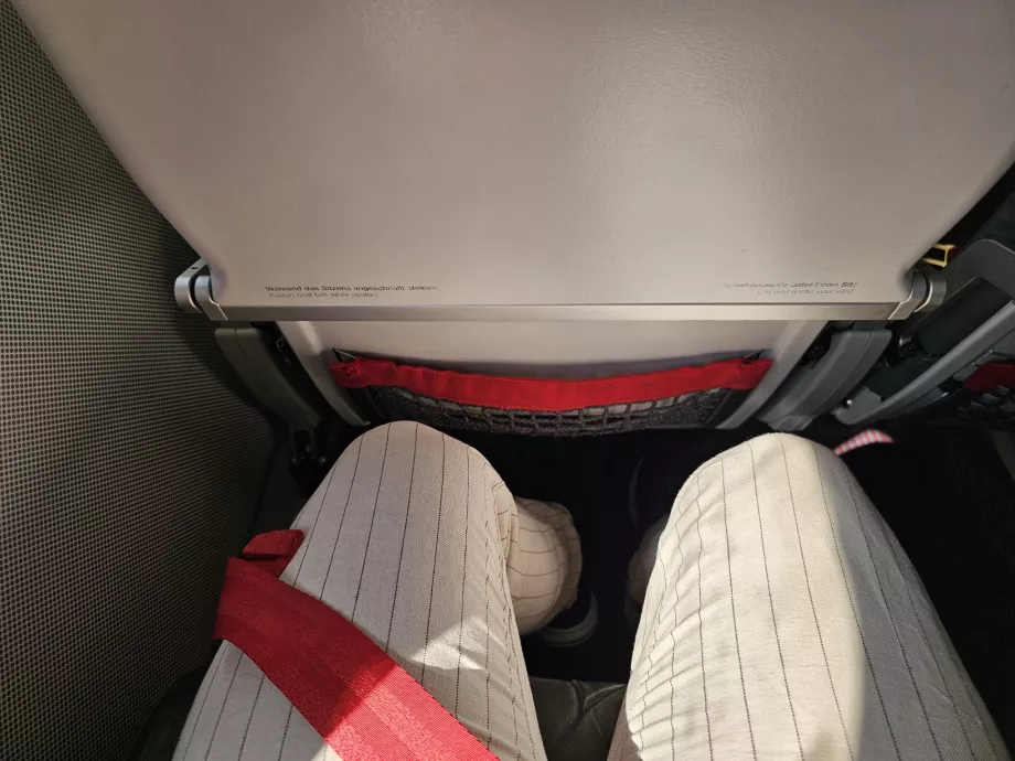Espace pour les jambes sur l'Embraer E190