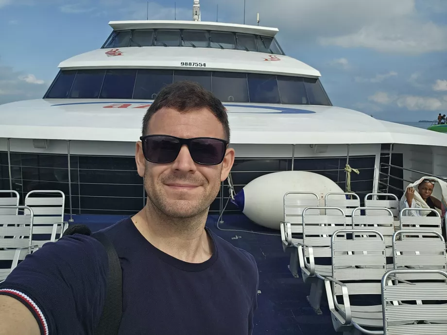 Moi sur la terrasse extérieure