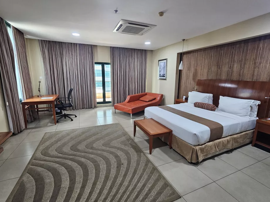Suites Harbour View