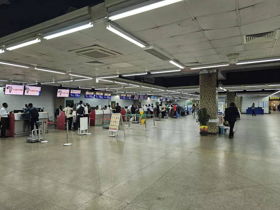 Comptoirs d'enregistrement Terminal 2