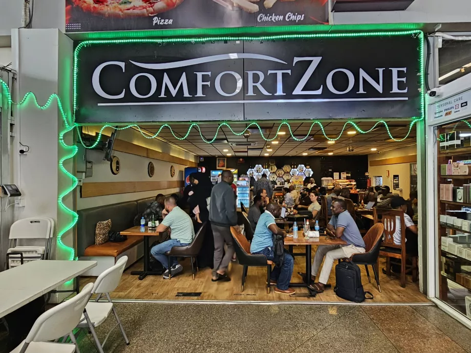 Restaurants, Zone de transit, Terminal 2