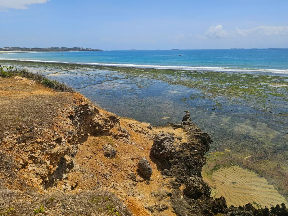 Récifs près de Coco Beach