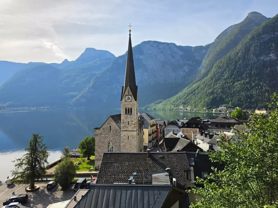 Vue de Hallstatt depuis l'église catholique
