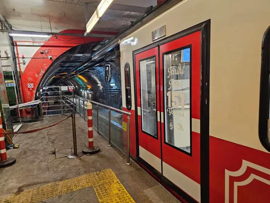 Téléphérique du Tünel