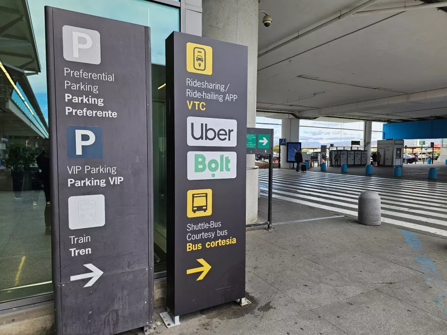 Itinéraire vers les points de prise en charge Uber et Bolt