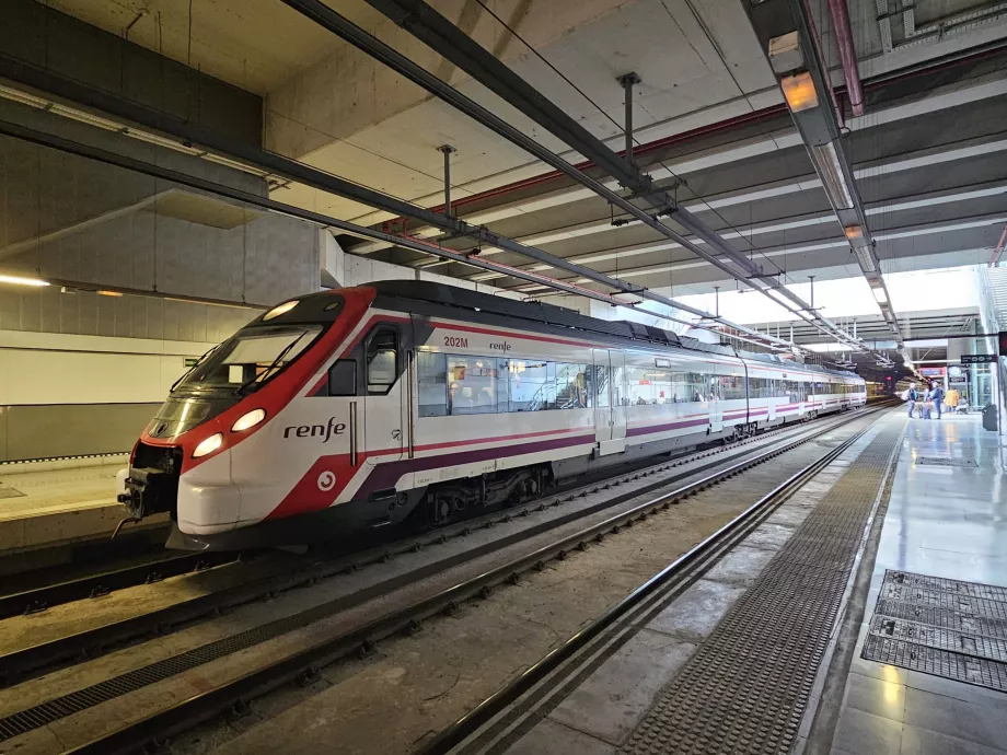 Train à l'aéroport de Málaga