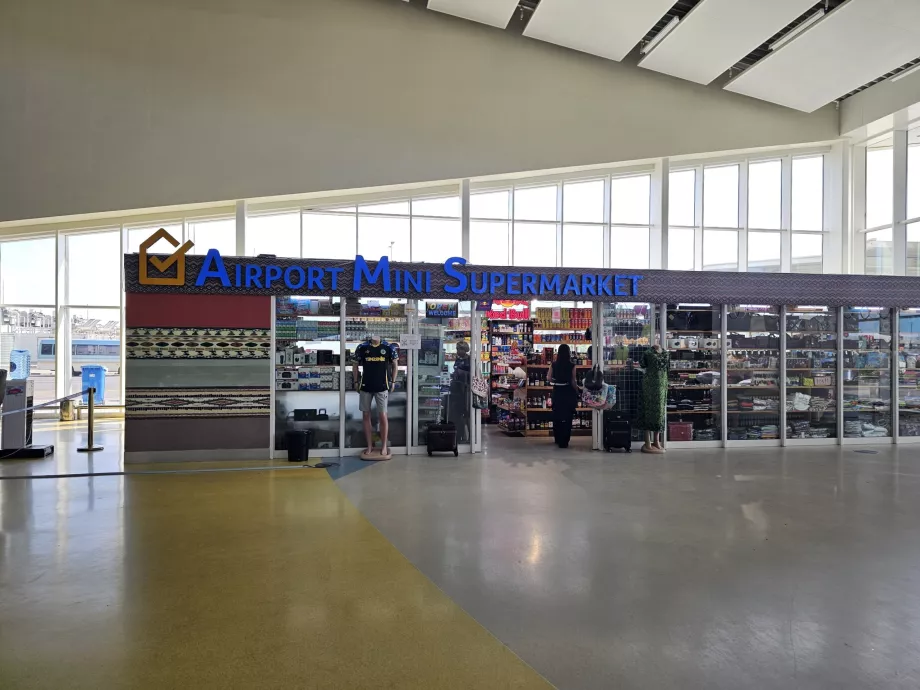 Minimarket, zone publique, Terminal 3