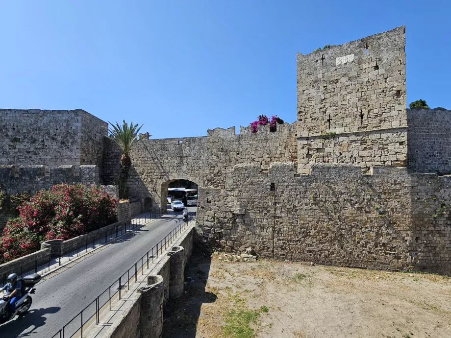 Les murs de la vieille ville