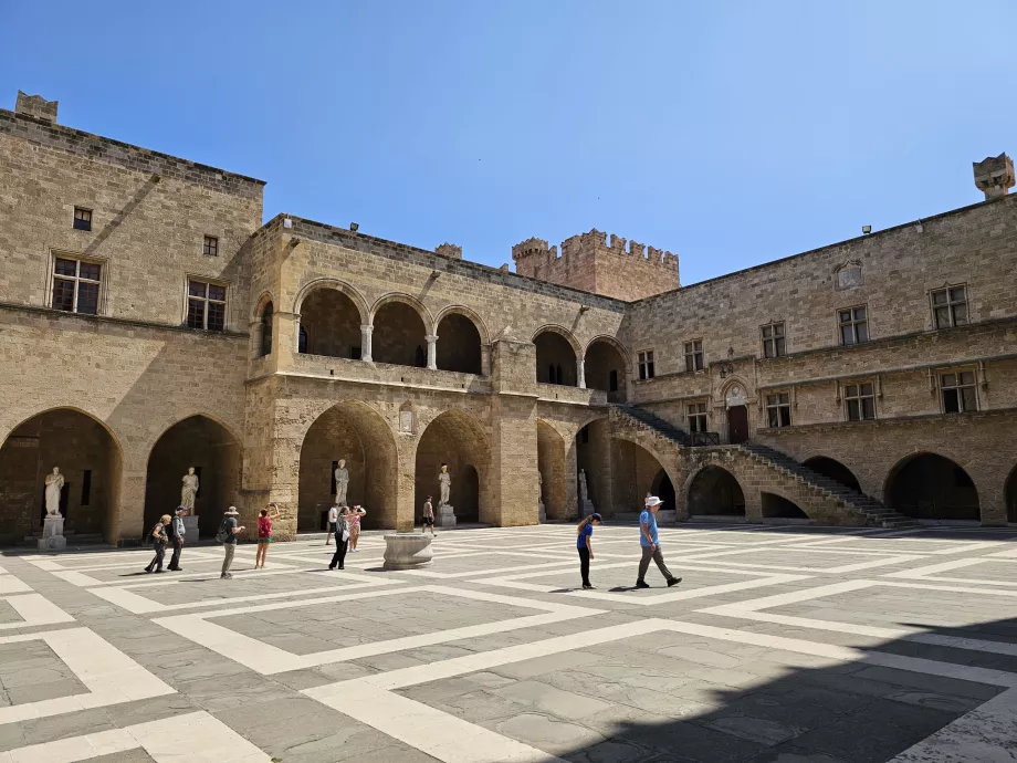 Palais des Grands Maîtres