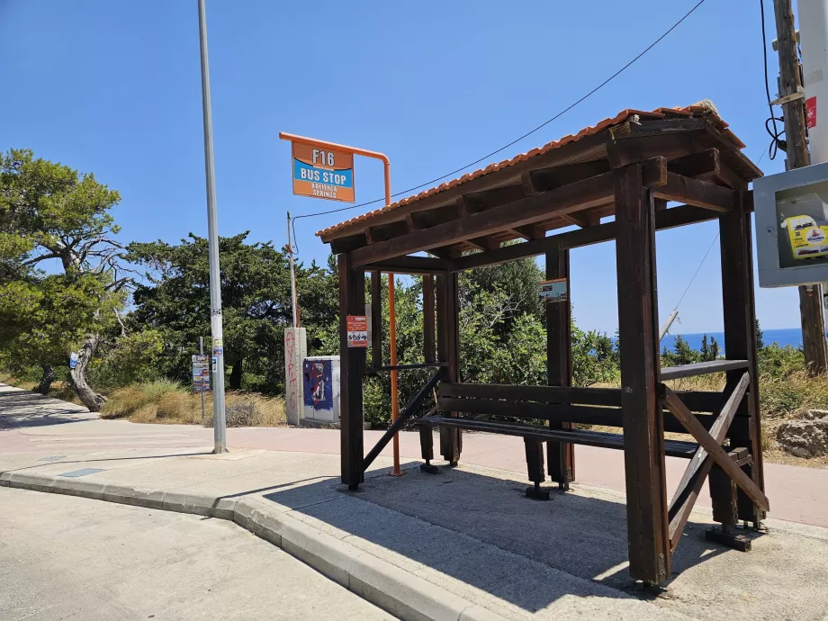 Arrêt de bus KTEL