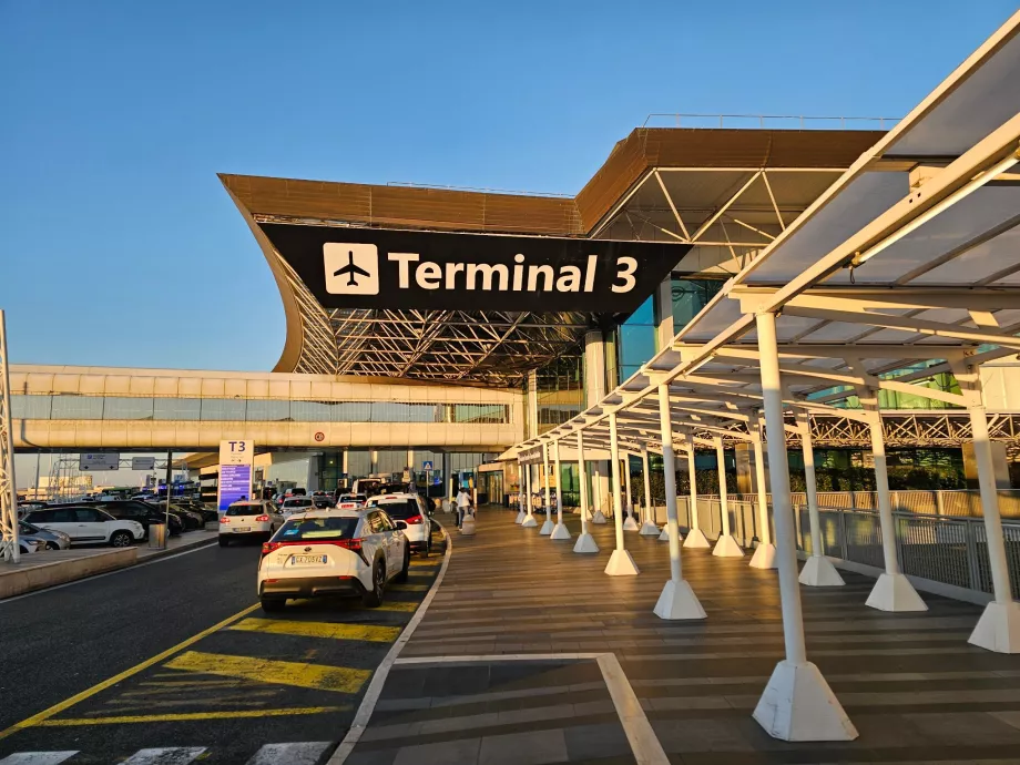 Terminal 3