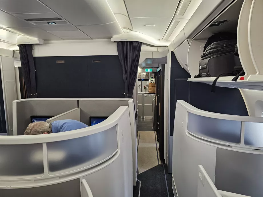 Cabine - vue des Business Suites