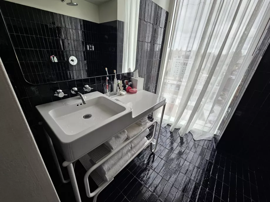 Salle de bain avec vue