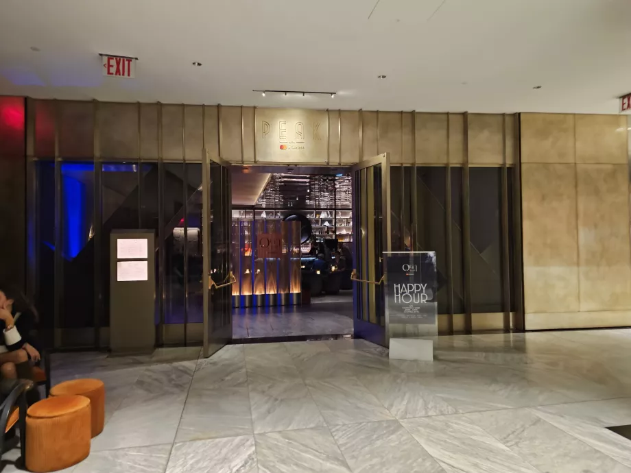 Entrée du restaurant Peak