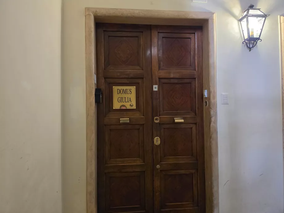 Entrée de la réception