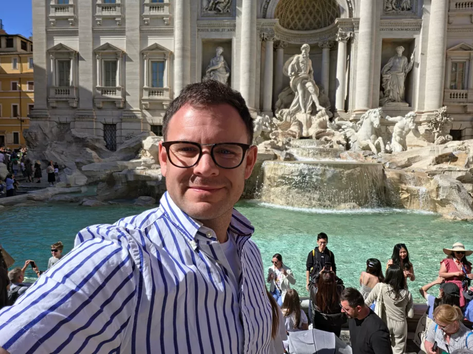 I à la fontaine de Trevi