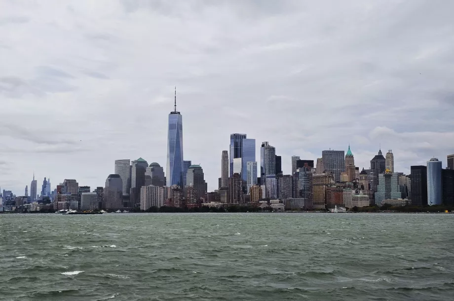 Vue de Manhattan depuis le ferry de la Statue de la Liberté